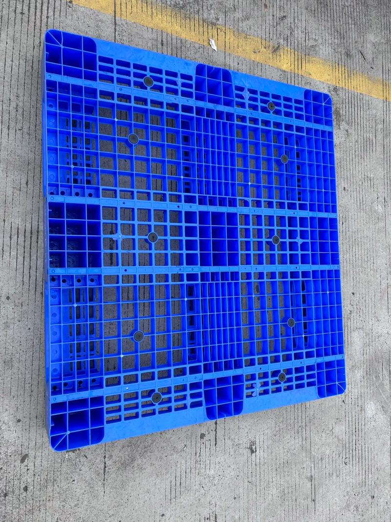 塑胶卡板,塑料托盘.#同城热门话题 川字1.21.1米二