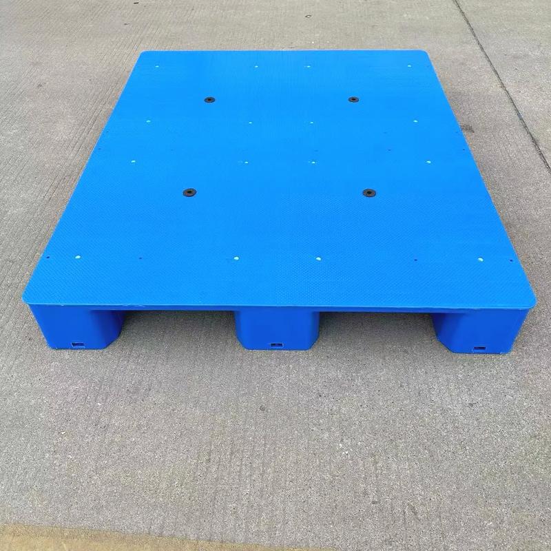 1210川字平板塑料托盘 优质塑料卡板的应用与优势