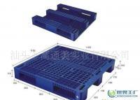 塑料卡板在仓储物流中的关键作用及选择要点